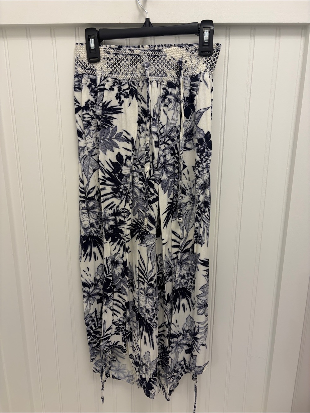 Rewash Black & White Floral Smocked Wide-Leg Pants